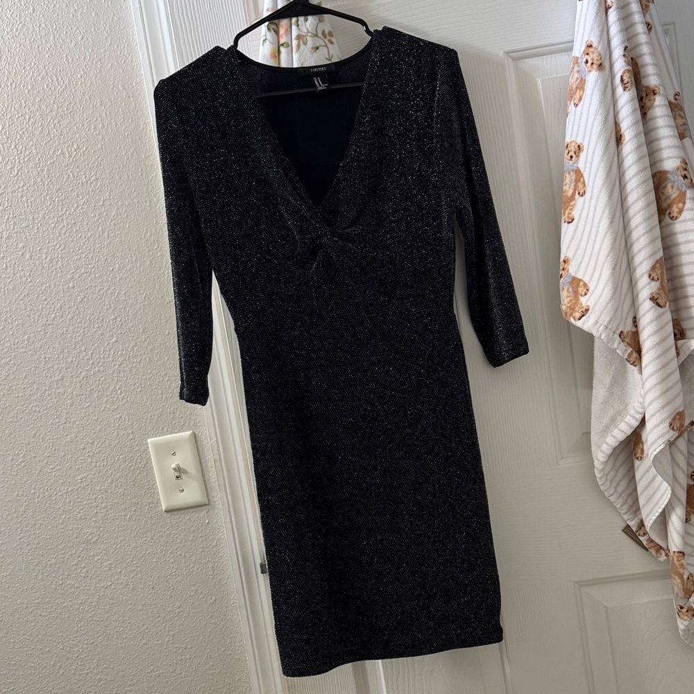 Forever 21 Shimmering Black Long Sleeve Dress - Picture 4 of 4